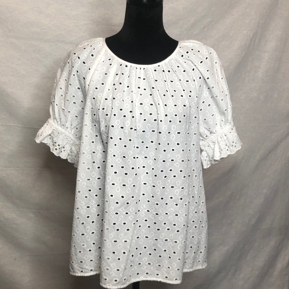 Universal Thread Tops - Universal Thread White Eyelet Lace peasant top M